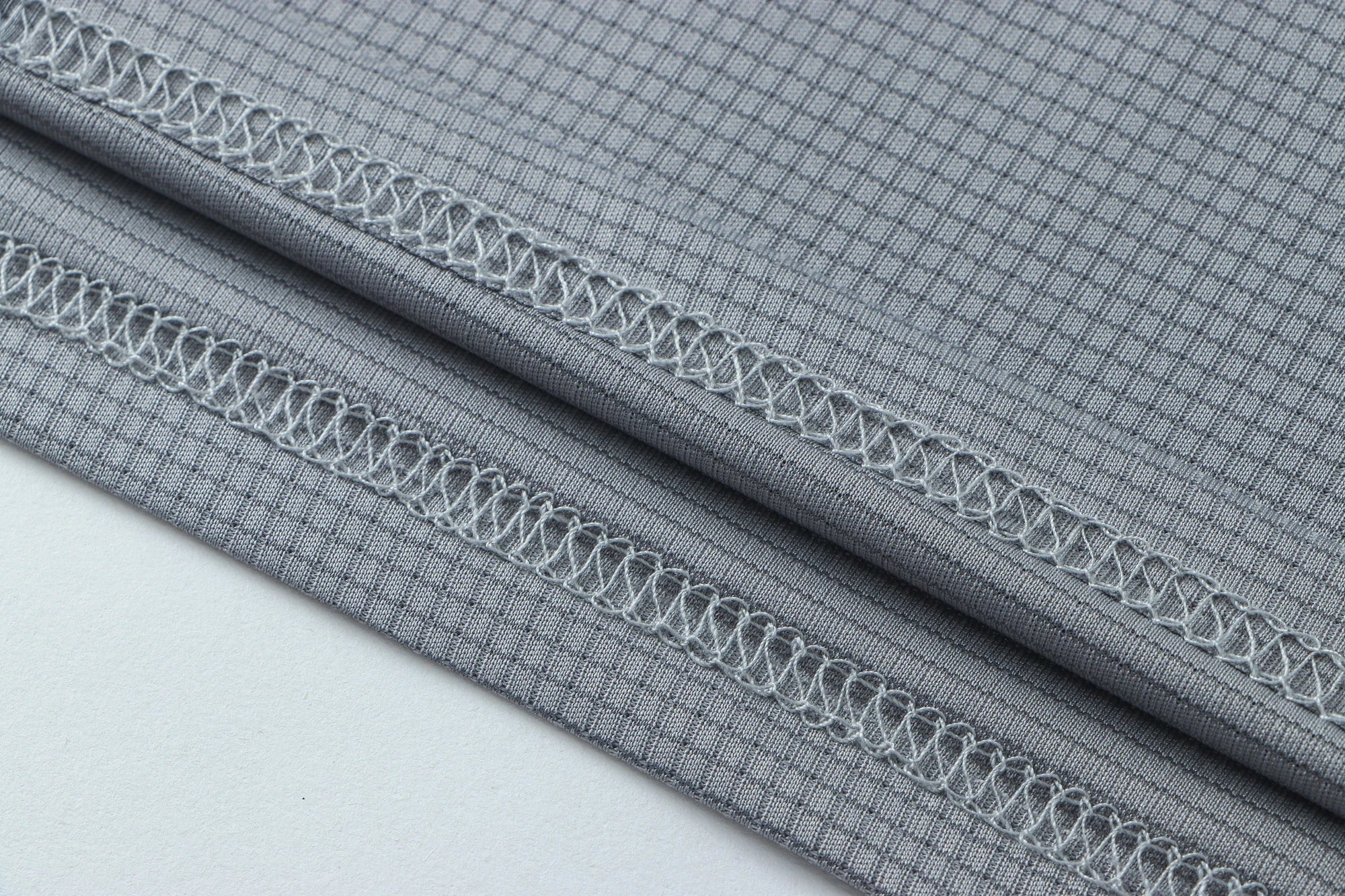 Men's Athletic Training Shirt – Quick-Dry, Breathable Gym Tee